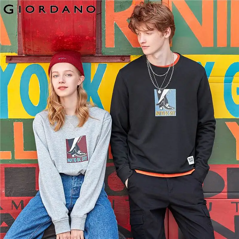 Giordano мужской джемпер с круглым вырезом под шею и печатным рисунком на груди, выполнен в двух цветовых вариантах