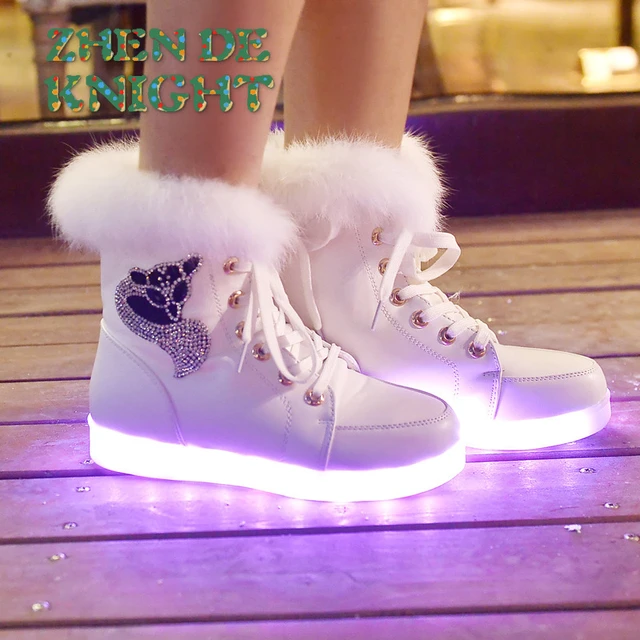 Botas de nieve impermeables de cuero PU para niños, zapatos brillantes con carga  USB, felpa cálida y luminosa, talla 26-40 - AliExpress