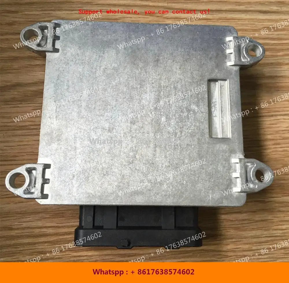 200ハイエース　エンジンECU 89661-26F10 200ハイエースエンジンECU 89661-26F10