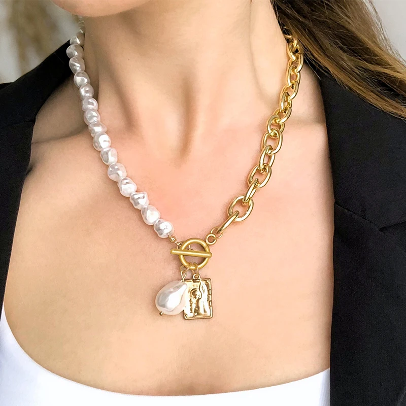 17KM Punk Baroque Irregular Pearl Chain Choker Necklace For Women Asymmetric Lock Pearl Pendant Necklaces 2021 Trend Jewelry