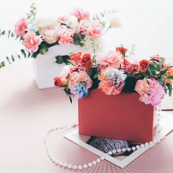 

1pcs Flower Rose Box with Pearl Handle Flower Bucket Bouquet Florist Gift Packing Box Valentine's Day Home Party DIY Decorations