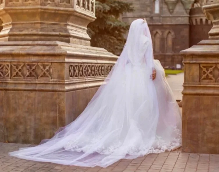 Elegant princess Wedding Dress ball gown plus size O neck long sleeve lace beading Muslim bridal wedding gown vestido De Noiva winter wedding dresses