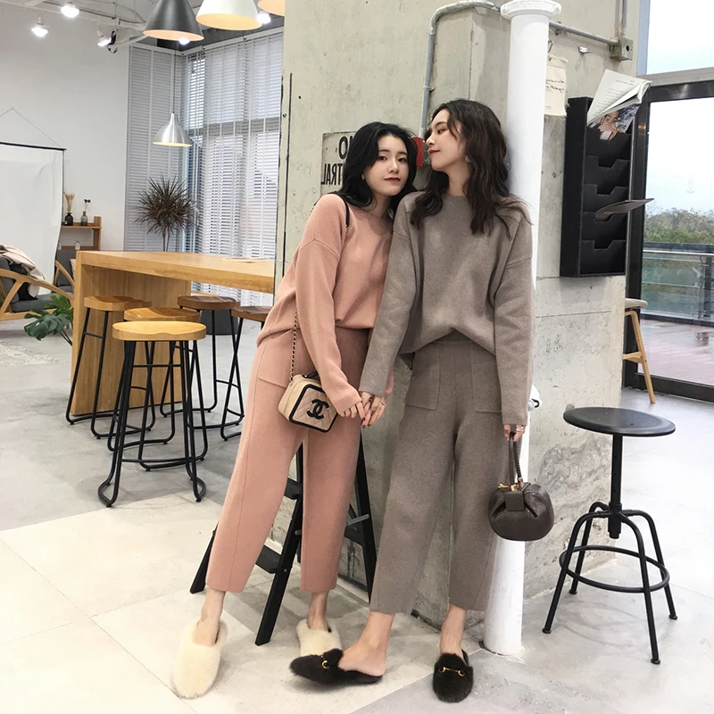 

TYHRU Autumn Female Solid Color Round Collar Sweater and Ankle-length Pants Knitted 2 Piece Set