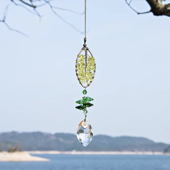 

H&D Healing Stones Crystal Prism Suncatcher Rear View Mirror Car Charm Ornament Rainbow Maker Collection For Home Decor (Leaf)