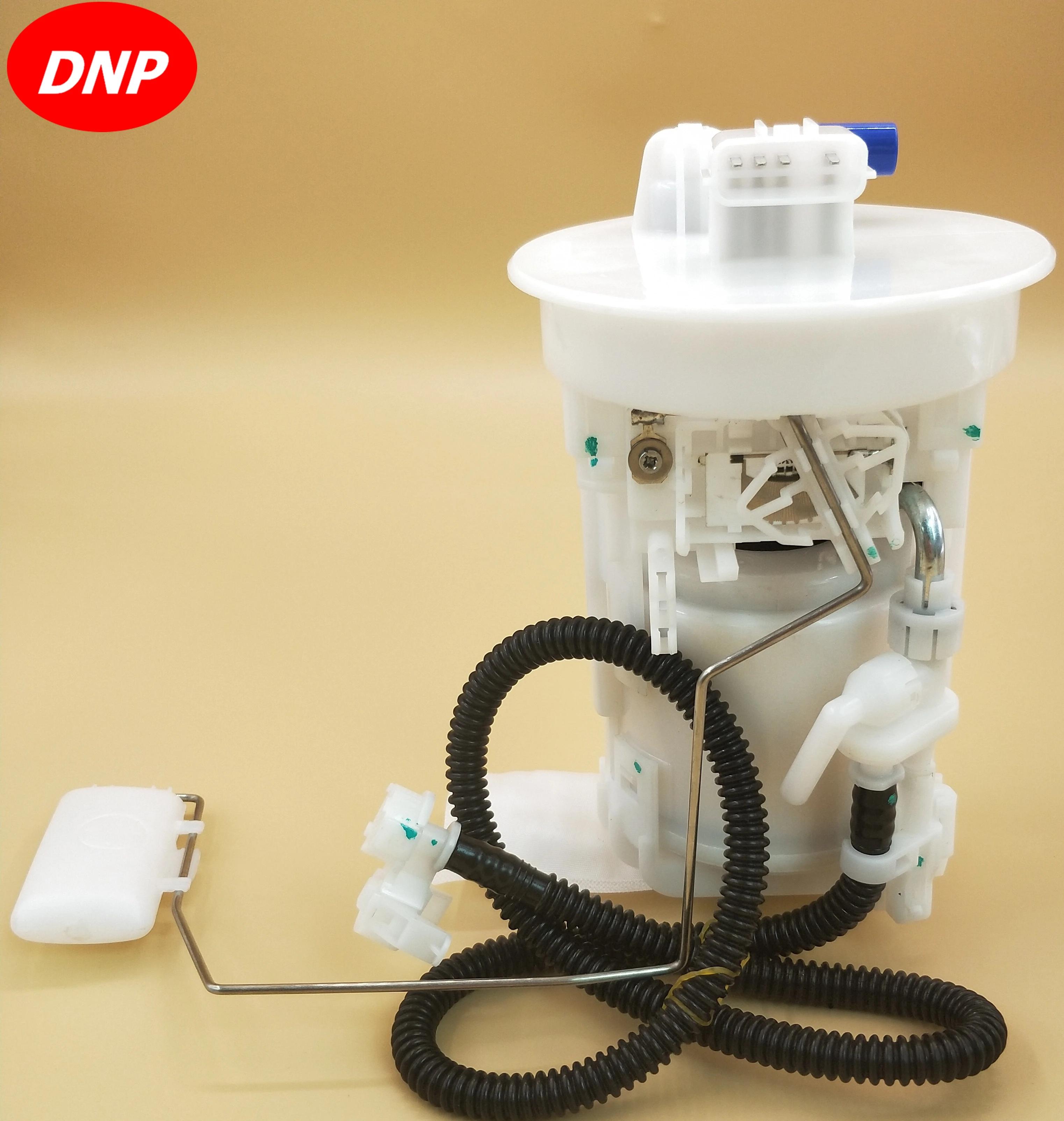 DNP Fuel pump assembly fit for Nissan X Trail T30 car 17040 8H31B