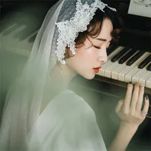 Крышка Джульетты вуаль Арабская слоновая кость великолепный один слой кружева аппликация жемчужина свадебная вуаль с гребнями