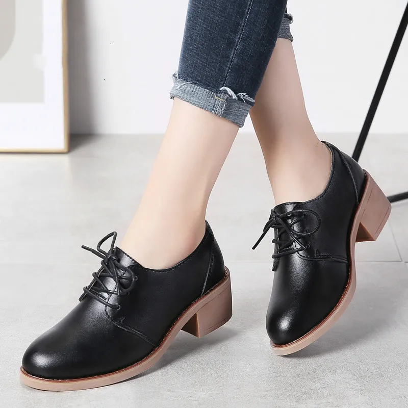 

Autumn Women Flats Sneakers Shoes Ladies Lace-up Casual Genuine Leather Woman Light Breathable Flats Loafers Shoes 729