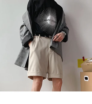 

Men Korean Fashions Shorts Harajuku 2020 Summer Casual Knee Length High Waist Shorts Couple Khaki Sweatshorts Joggers