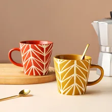 

Creative Hand painted water cups nordic mori simple leaf printing milk coffee mug breakfast couple mug