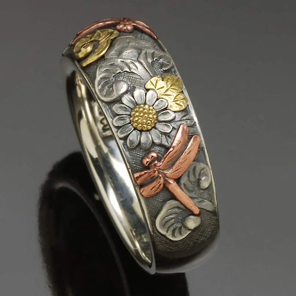 Retro Carved Flower Dragonfly Ring for Women's Men's Multi Size Punk Hip Hop Ring Jewelry Biker Finger Accessories