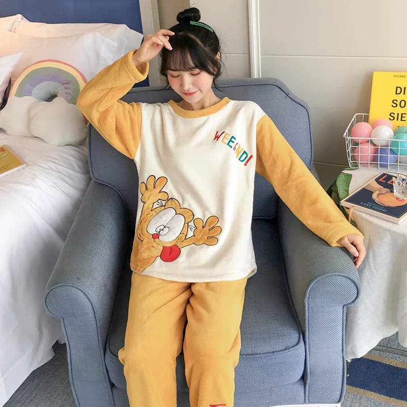 

Coral Velvet Pajamas Women's Winter Thick Warm Garfield Princess Style Flannel Tracksuit Large Size Fat Mm Set
