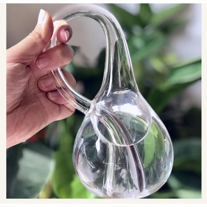 Phillips Bottle Model, Four-Dimensional Space Ornaments, Mini Trumpet, Laiyin Will Never be Filled with Water Bottles