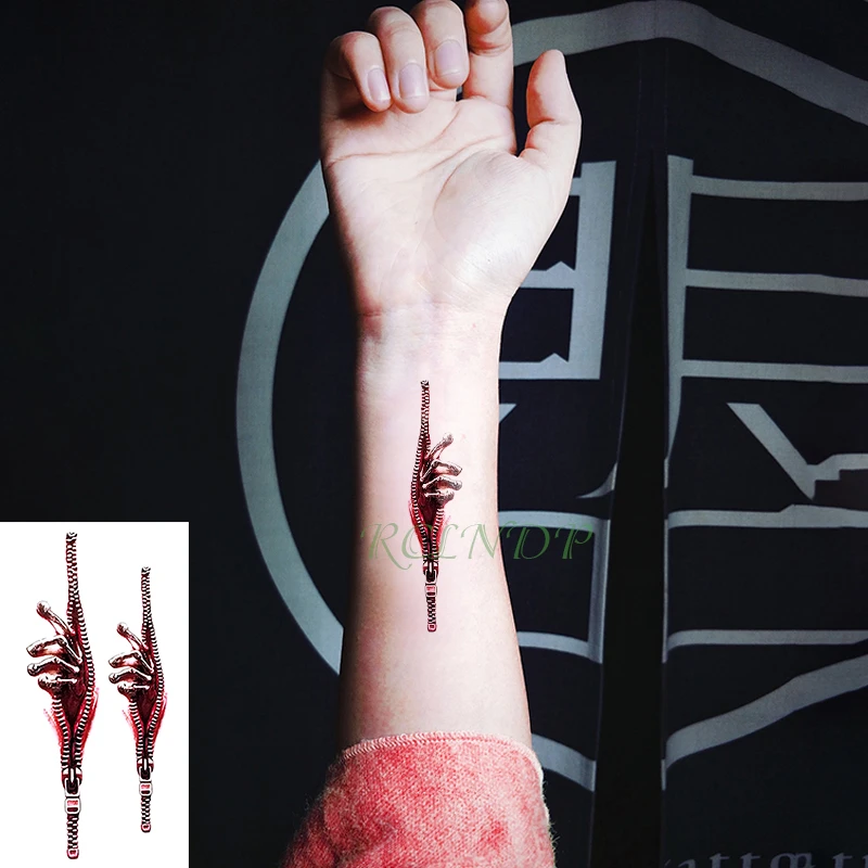 Handgelenk kleine tattoos männer Tattoo Ideen