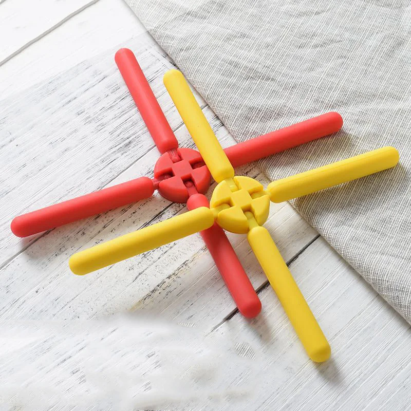 

1Pc Cross-Shaped Silicone Placemat Foldable Non-slip Silicone Trivet Pot Placemat Heat-insulated Mat Kitchen Supplies