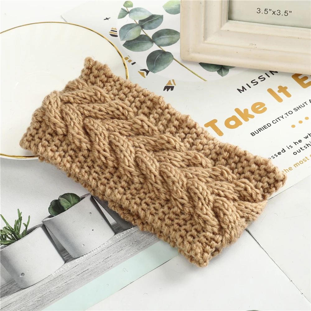

AWAYTR Crochet Thick Knitting Woolen Headbands Winter Women Leaf Shaped Hairbands Popular Hair Accessories Elastic Head Wrap