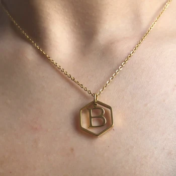

KBJW Gold Plated Stainless Steel Necklace Durable Initial Letter Necklace Personalized Hexagon Necklace Jewelry for Women 2020