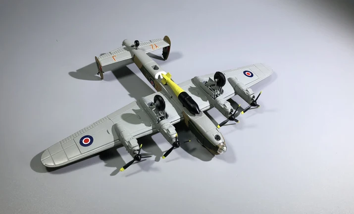 1:144 1/144 весы Avro 691 Ланкастеров бомбер литой металлический самолет Игрушечная модель самолета
