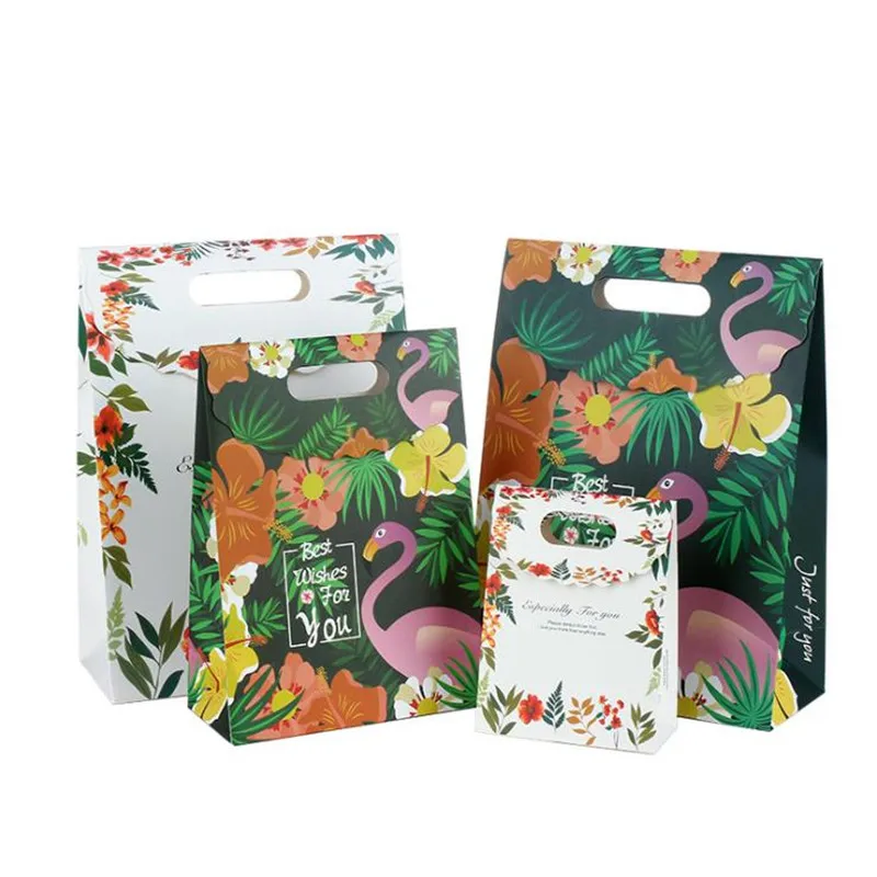 10pcs Thick Quality Flamingo Christmas Paper Box Gift Bag Leaves Portable Gift Packing Bag Birthday Party Favor Stand Bags
