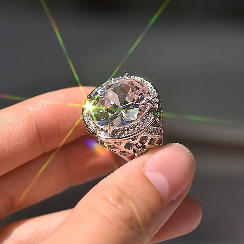 Женское кольцо с бриллиантом Anillos Bizuteria круглое из серебра 925 пробы 2 карата 8 марта