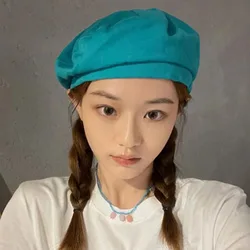 A Simple And Versatile Beret For A Woman In A Thin Vintage British Painter's Hat