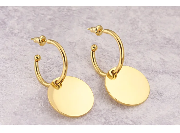 10190437488_996853077