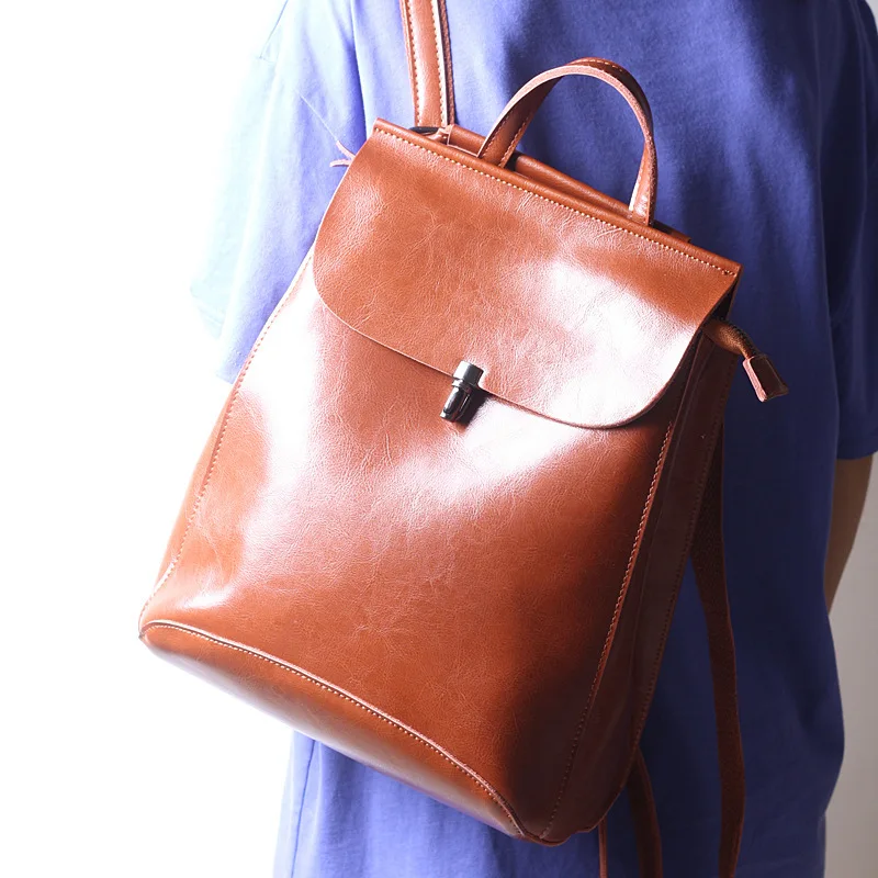 

Classic Wax Oil Cowhide Both Shoulders Package Woman Package Capacity Genuine Leather Renovate Backpack Bag