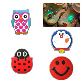 

1pc Smile Face LED Lighted Shoe Charms Owl Ladybug Shoe Decoration Doraemon Shoes Accessories Croc Charms JIBZ Kids Gift