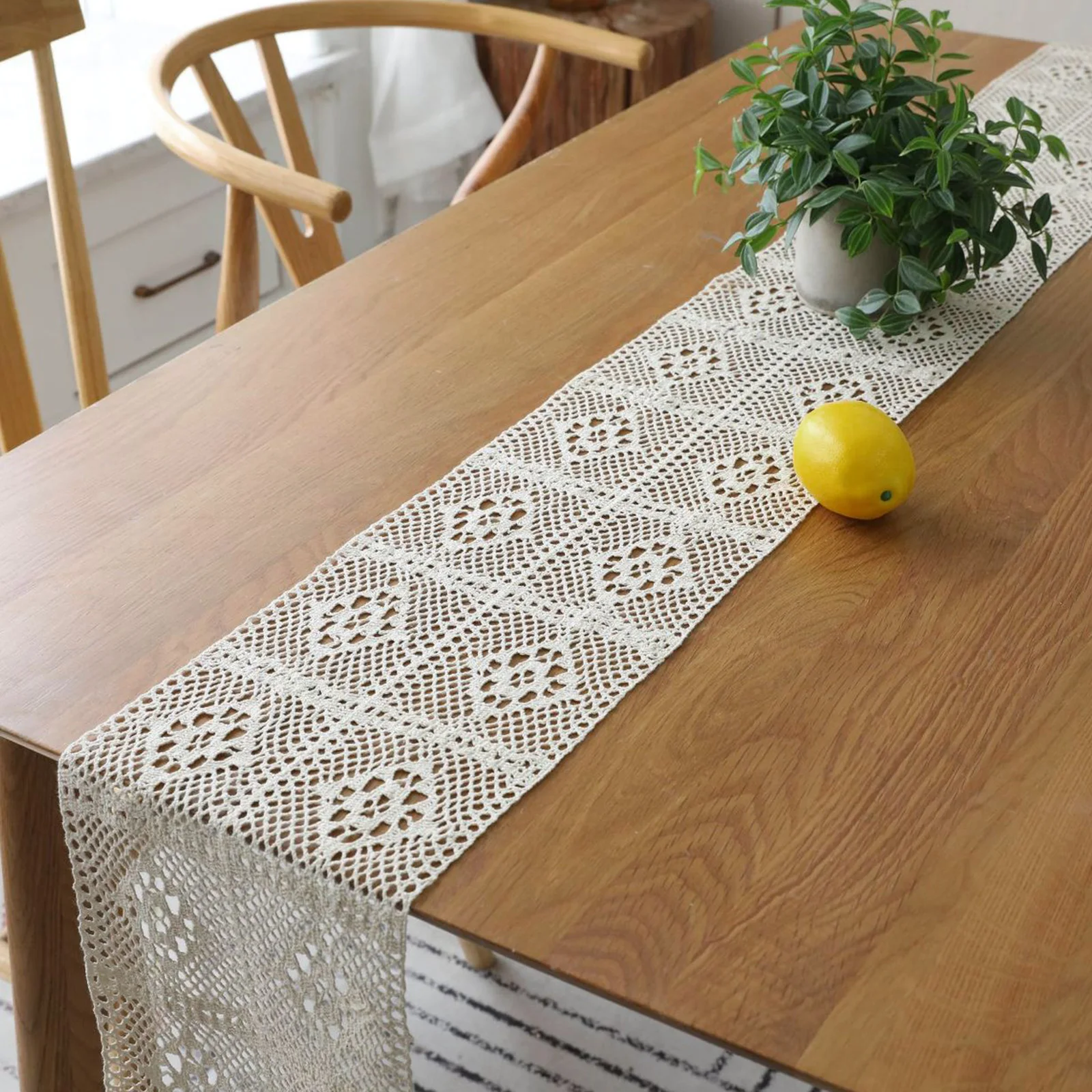 TMISHION Couverture de table Chemin de Table brodé creux à fleurs