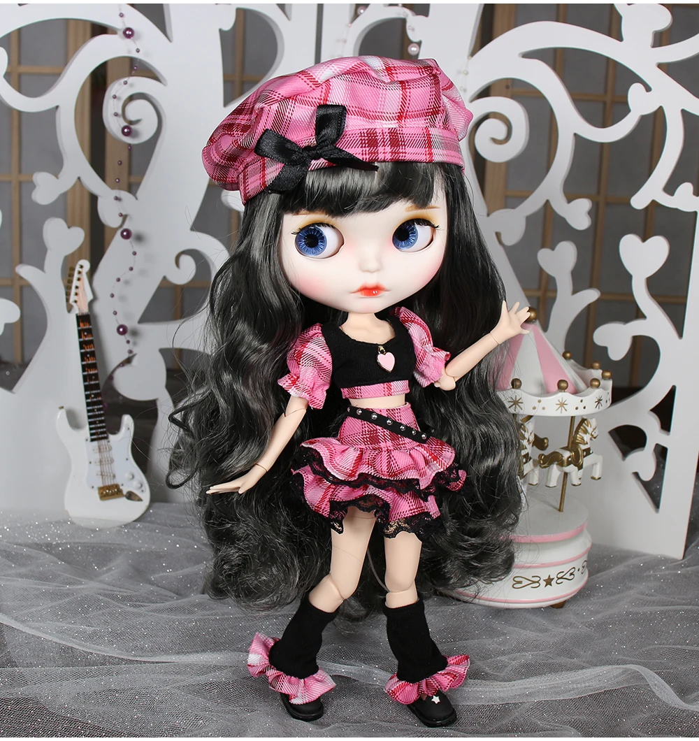 Neo Blythe Doll Black Hot Pink Goth Skirt Dress with Knee Socks 2