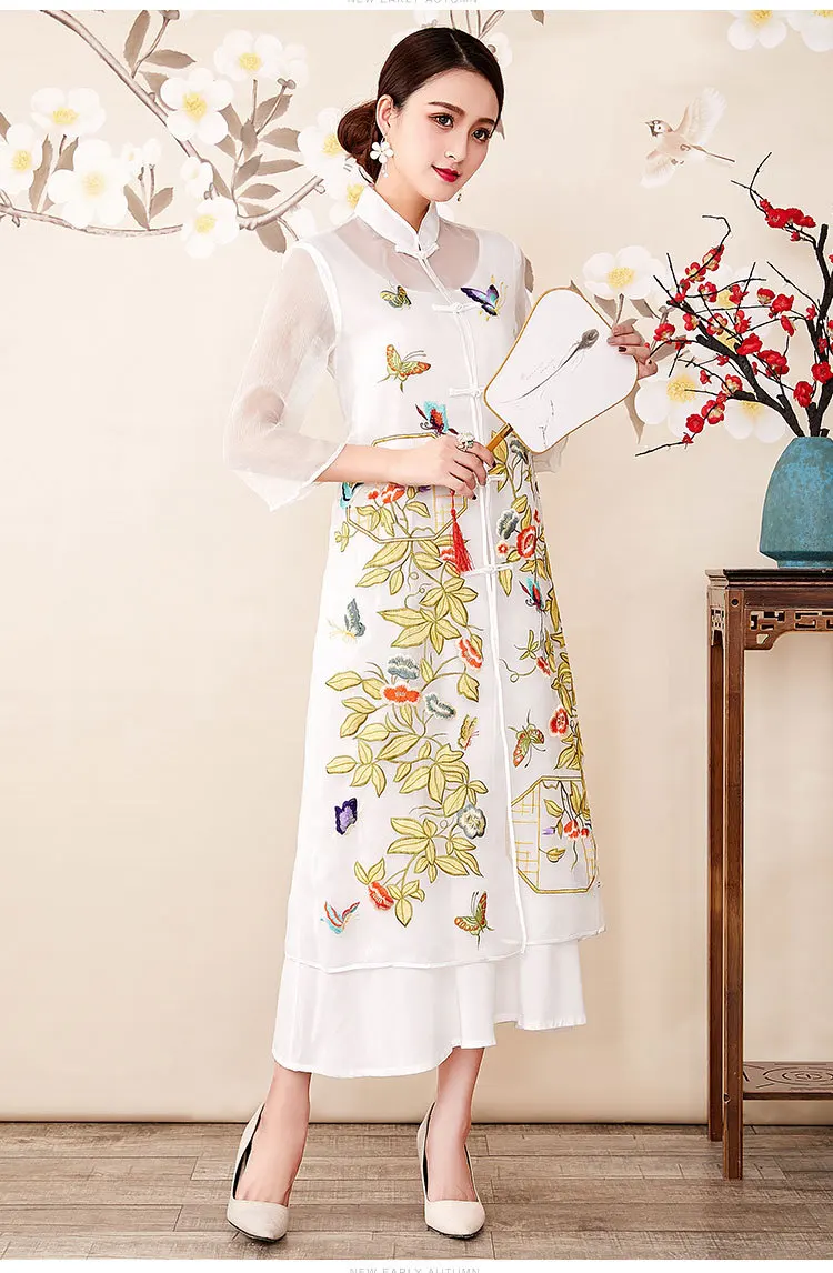 Chinese-style Embroidered Trench Coat Women's Spring New Style Trench Coat Organza Mid-length Towel of 9689