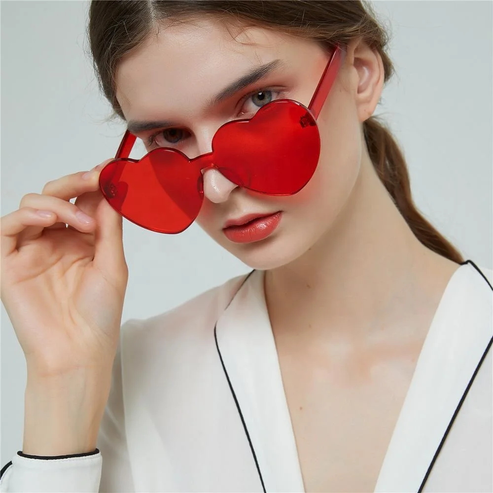 

2020 New Arrival Rimless Transparent Red Sunglasses Women Heart Shape Peach Shape Colorful UV400 Hight Quality Brand 90s Punk