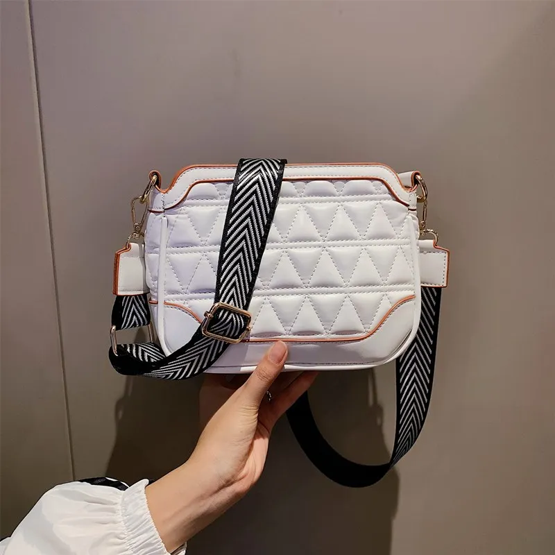 white small Роскошные сумки через плечо для женщин, модная женская сумка Lingge квадратной формы, Высококачественная кожаная сумка на плечо, Большая вместительная сумка-мессенджер - Цвет: white small