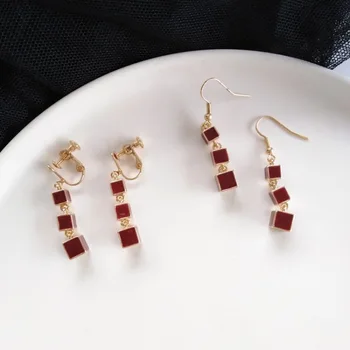 

Korea Temperament Sweet Metal Texture Stereo Square Long Pendant Clip Earrings for Girl Women Simple Fashion Jewelry Accessories