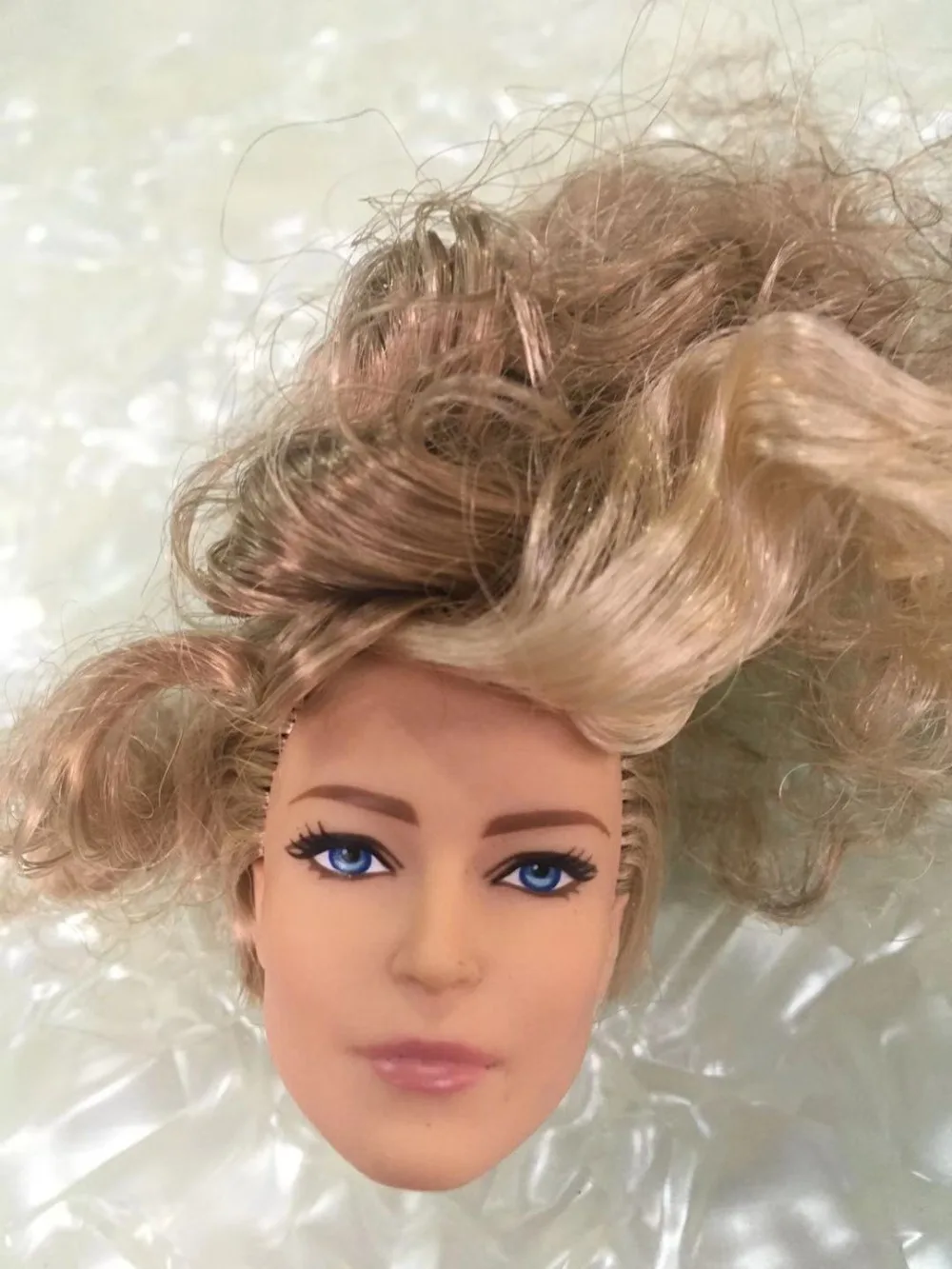 new-rare-doll-heads (1)