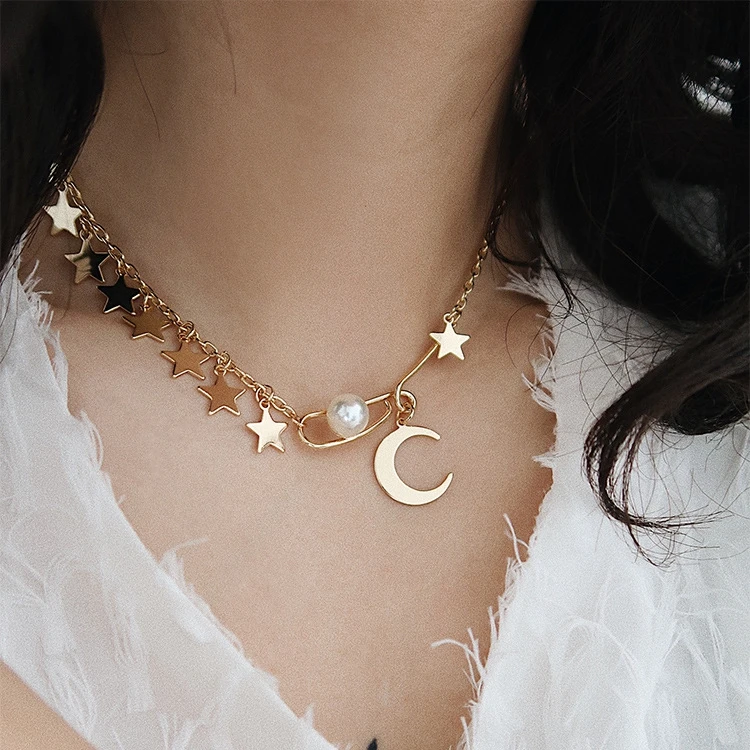 

Korean Statement Gold Star Moon Pendant Choker Charm Pearl Necklace for Women Fashion Jewelry Gift Bijoux Collares De Moda 2019