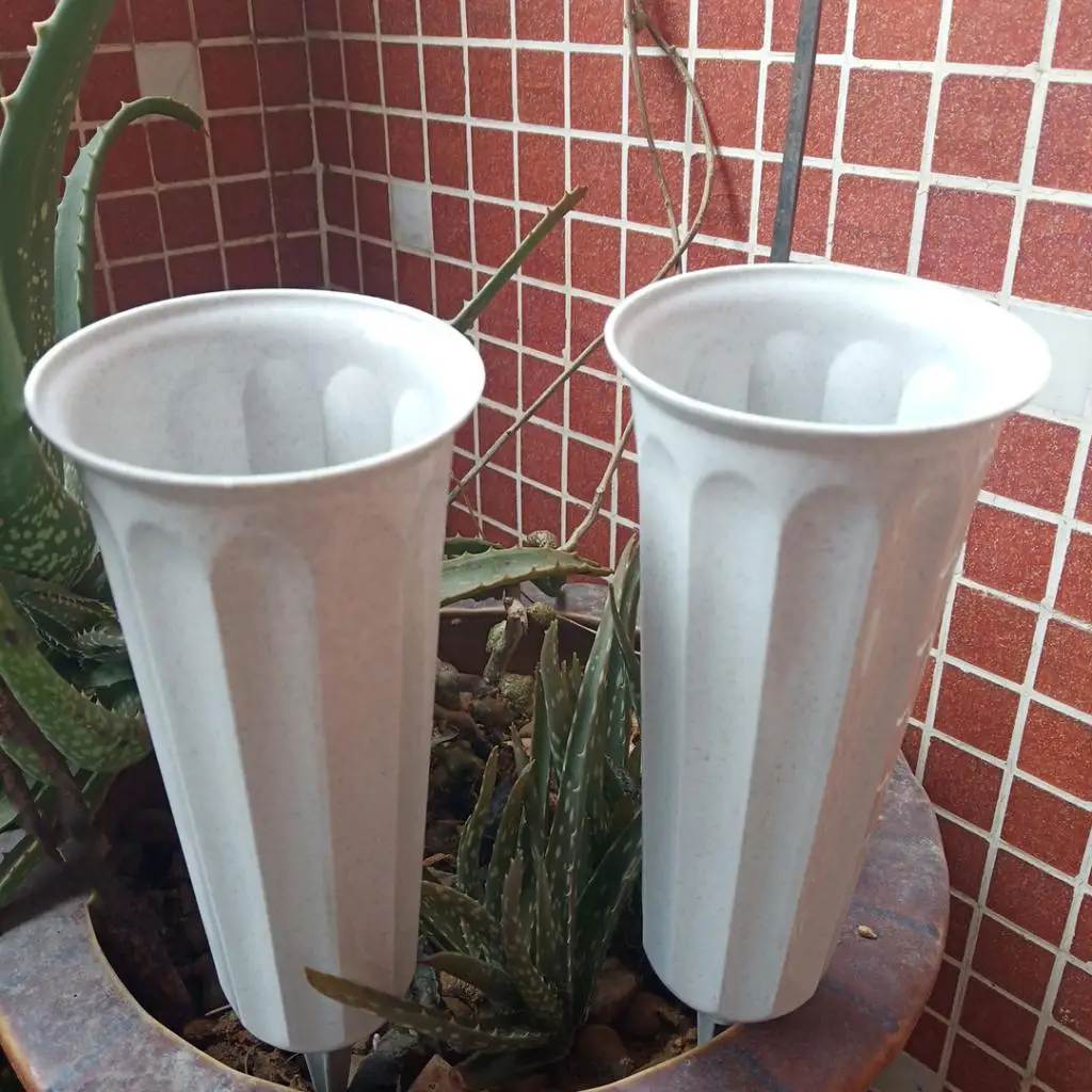 2-Piece 10.2' Stake In Ground Cemetery Grave Fluted Flower Vases Holder