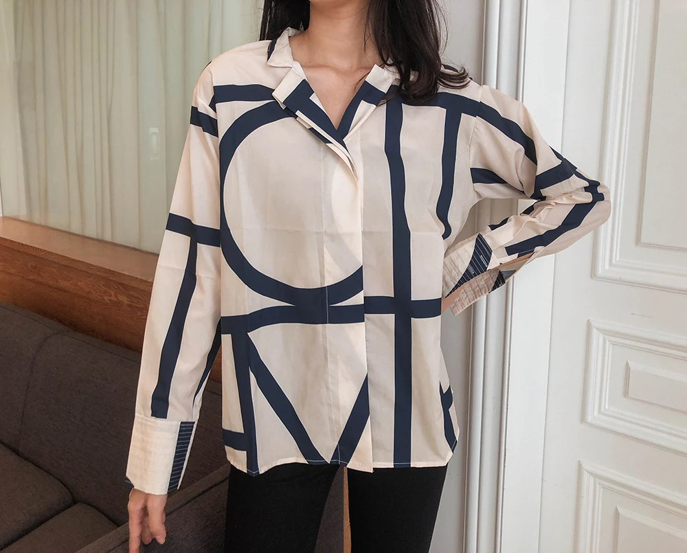 Рубашка из крепдешина с абстрактным принтом в полоску Повседневная блуза большого размера с длинными рукавами контрастная двухцветная рубашка унисекс