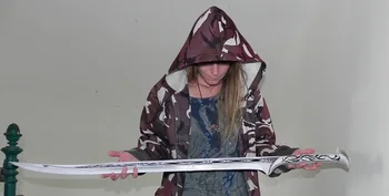 

2Pcs The Hobbit Sword of Thranduil Paper Mould Decoration Handmade Gift length 101CM Children Toys Safety Without Danger