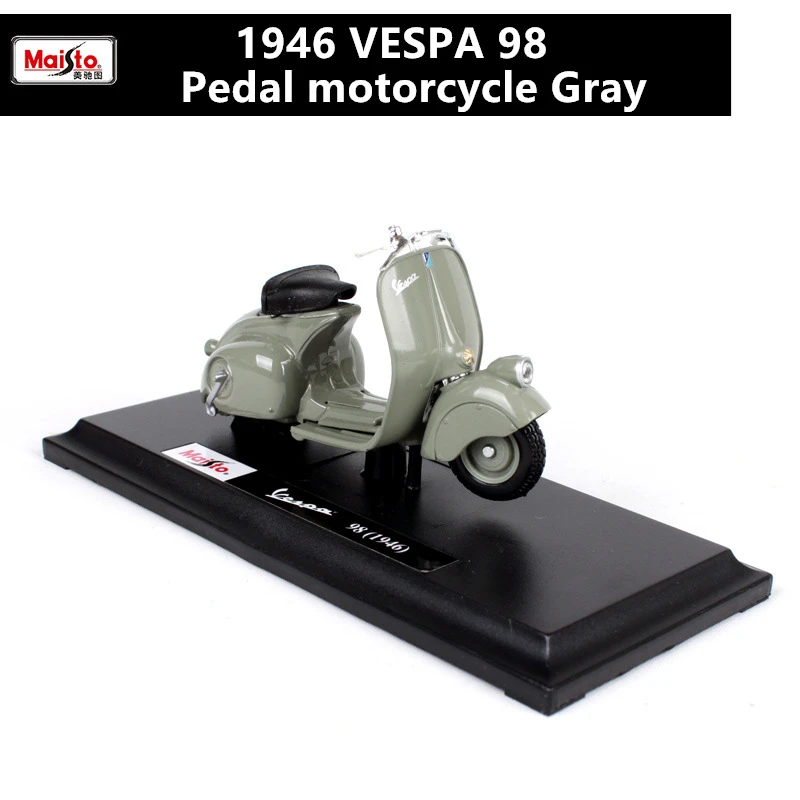 Maisto 1:18 12 стилей Piaggio скутер сплав модель Vespa Мотоцикл Vespa модель Римский праздник коллекционные подарки - Цвет: 1946