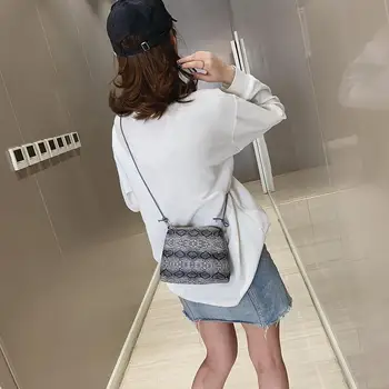 

Women PU Leather Casual Shoulder Handbags Small Snake Pattern Crossbody Messenger Bags Personality Fashion Small Bag