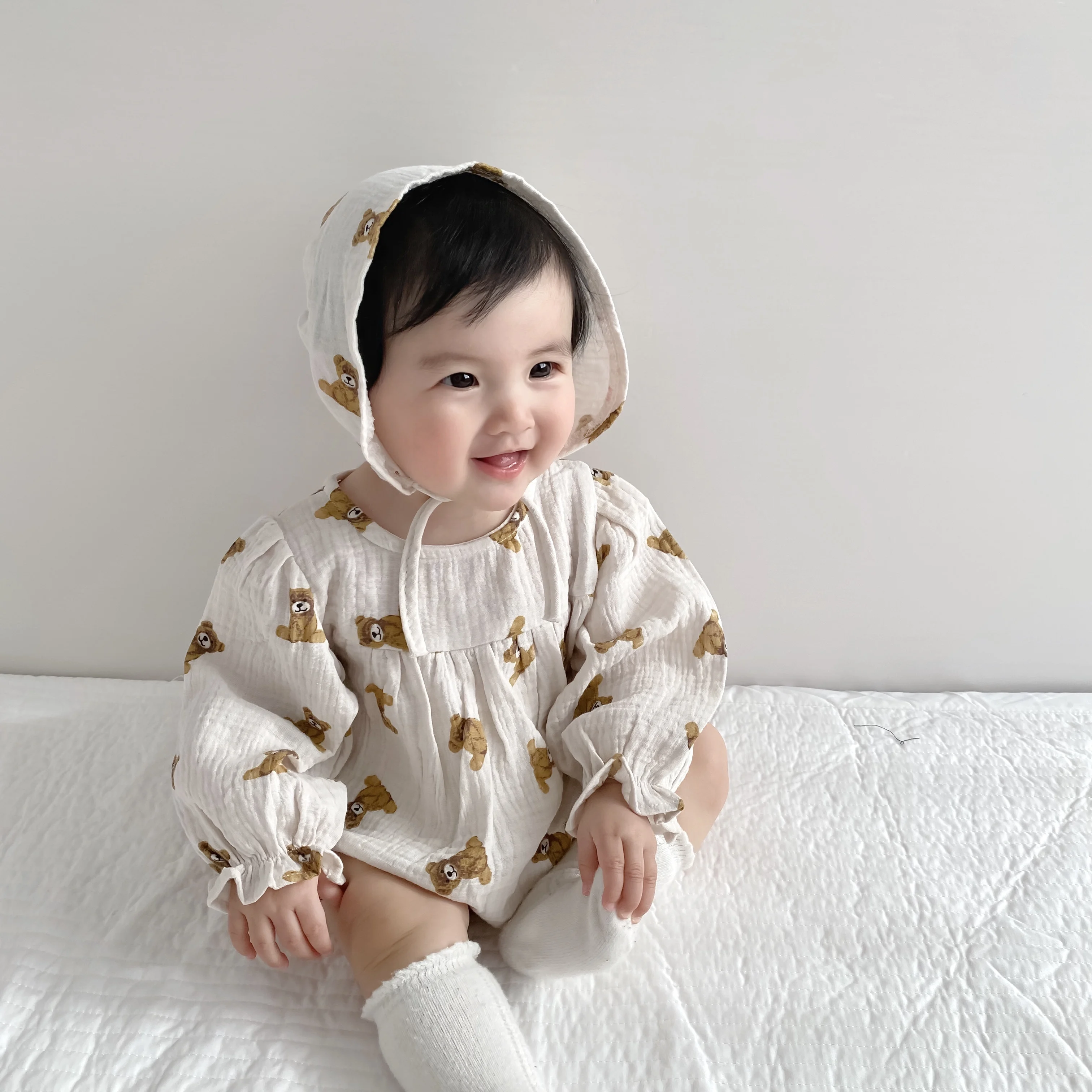 black baby bodysuits	 2022 spring and autumn clothing newborn baby girl baby bear long sleeve printed round neck triangle romper outfit clothes carters baby bodysuits	