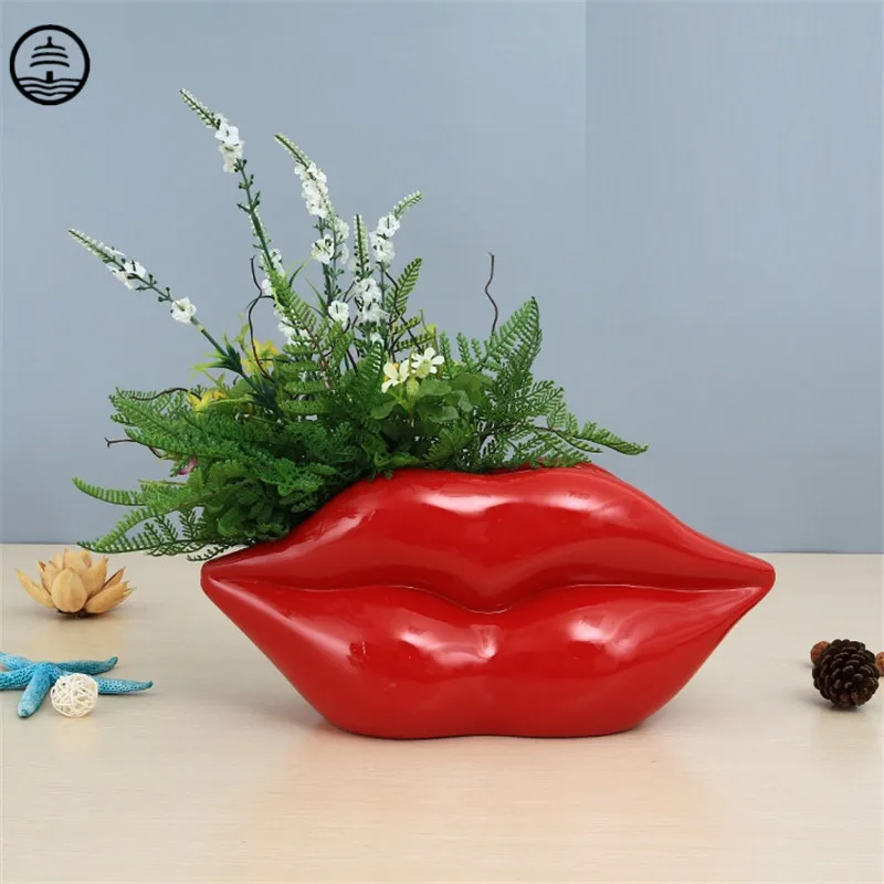 Абстрактная ваза с красными губами цветами и из смолы домашний декор розетка