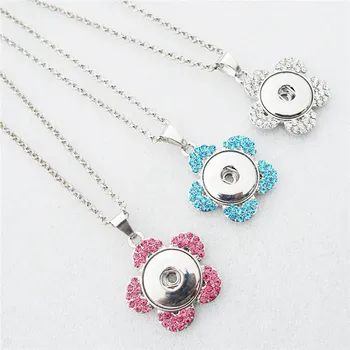 

FlowersPlumBlossom Necklace With 18mm Snap Buttons Rhinestone Wintersweet Pendant Women Fashion Jewelry 12 Pcs / Lot Mix Colors