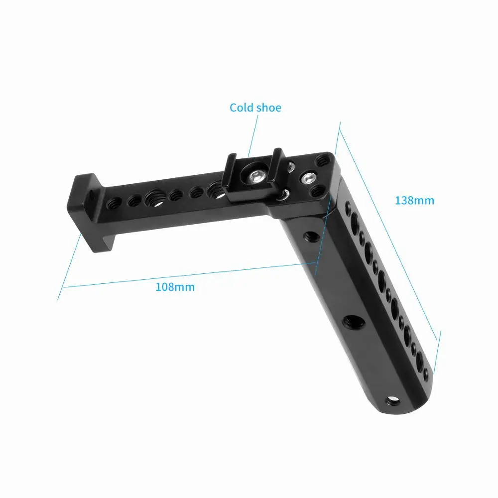 Support moniteur DJI Ronin S installé sur un Ronin S, avec un moniteur attaché et des câbles connectés. Achetez Support Moniteur pour DJI Ronin S - Poignée Stabilisateur avec Accessoires.