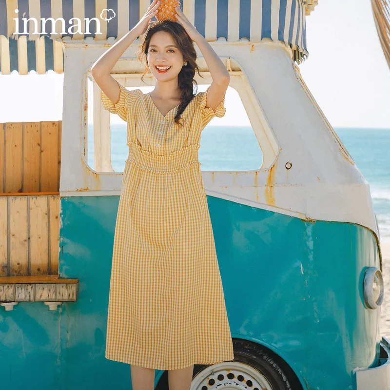 INMAN 2020 Summer New Arriavl V-neck Petal Sleeve French Style Nipped Waist Dress INMAN 2020 Summer New Arriavl V-neck Petal Sleeve French Style Nipped Waist Dress