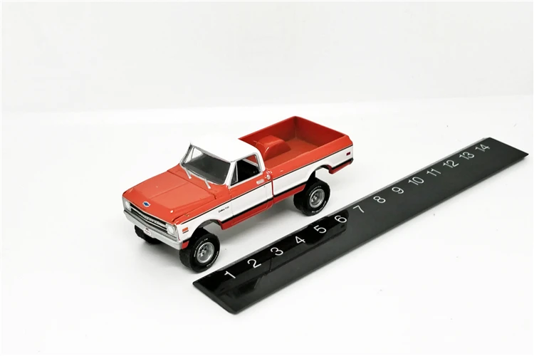 Зеленый светильник 1: 64 Chevrolet K10 1969 бутик сплава автомобиля игрушки для детей Детские игрушки модель оптом