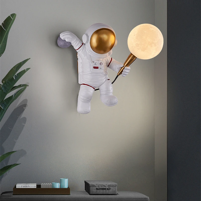 Tanie Nordic LED zindywidualizowana astronauta księżyc pokój dziecięcy kinkiet kuchnia jadalnia sklep