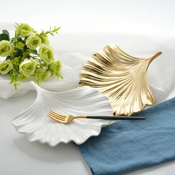 

Ginkgo Biloba Plates Butter Dish Multipurpose Gold Inlay Leaf Chic Seasoning Saucers Plates Nordic Style Leaf-Shape Dinner Plate