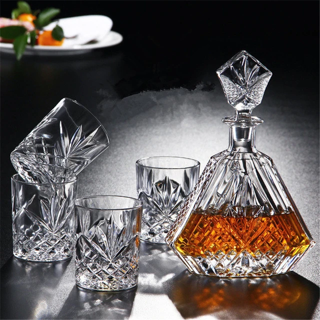 Coffret Whisky - 1 Carafe à Whisky + 4 Verres Whisky