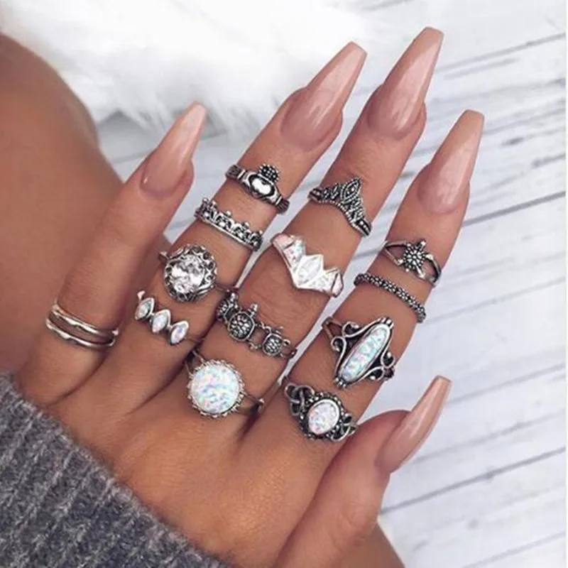 

Women Bohemian Vintage Turtle Hollow Crown Wave Heart Lotus Star Leaf Crystal Opal Joint Ring Party Jewelry Silver Rings Set